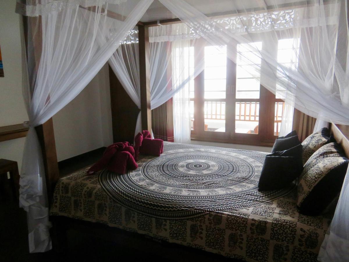 Thoduwawa Beach Villa Paiyagala Kültér fotó